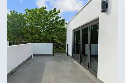 3374 Perry Frow Dr #B, Miami, FL 33133 - Photo 12