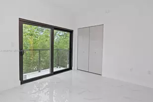 3374 Perry Frow Dr, Miami, FL 33133 - Photo 10