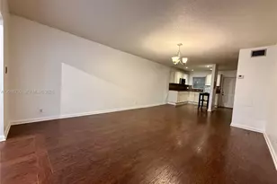 3048 E Sunrise Lakes Dr, Sunrise, FL 33322 - Photo 8