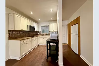 3048 E Sunrise Lakes Dr #217, Sunrise, FL 33322 - Photo 2