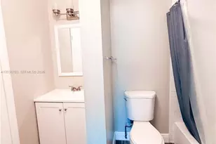 4240 Woodside Dr, Coral Springs, FL 33065 - Photo 20