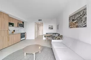 159 NE 6th St, Miami, FL 33132 - Photo 18