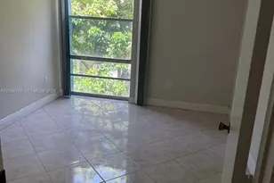 17570 Atlantic Blvd, Sunny Isles Beach, FL 33160 - Photo 8