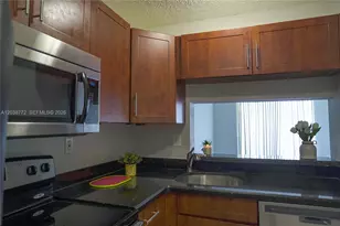 482 NW 165th St Rd, Miami, FL 33169 - Photo 8
