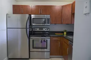 482 NW 165th St Rd, Miami, FL 33169 - Photo 2