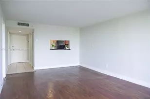 482 NW 165th St Rd, Miami, FL 33169 - Photo 4