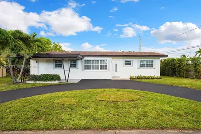 1805 NW 189th Ter, Miami Gardens, FL 33056 - Photo 1