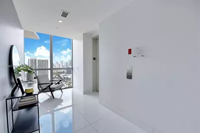 1100 Biscayne Blvd #3205, Miami, FL 33132 - Photo 1
