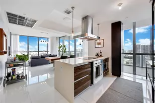 1100 Biscayne Blvd, Miami, FL 33132 - Photo 2