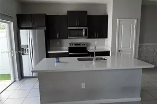 834 SE 16th Ct, Homestead, FL 33034 - Photo 4