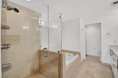 3330 NE 190th St #1611, Aventura, FL 33180 - Photo 22