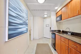 18001 Collins Ave, Sunny Isles Beach, FL 33160 - Photo 8