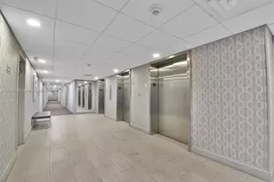 300 Bayview Dr, Sunny Isles Beach, FL 33160 - Photo 20