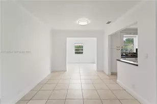 4151 SW 56th Ave, Davie, FL 33314 - Photo 12