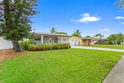 4151 SW 56th Ave, Davie, FL 33314 - Photo 4