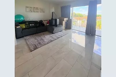 9375 Fontainebleau Blvd #L403, Miami, FL 33172 - Photo 4