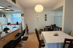 8775 Park Blvd, Miami, FL 33172 - Photo 10