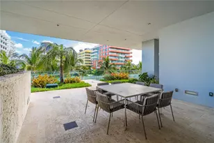 120 Ocean Dr, Miami Beach, FL 33139 - Photo 52