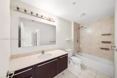 1900 N Bayshore Dr #4504, Miami, FL 33132 - Photo 14