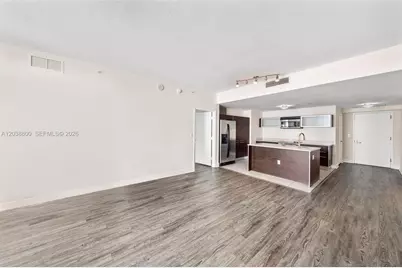1900 N Bayshore Dr #4504, Miami, FL 33132 - Photo 10