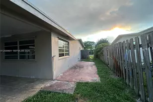 2121 N 52nd Ave, Hollywood, FL 33021 - Photo 8