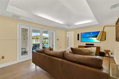 8940 SW 160th St, Palmetto Bay, FL 33157 - Photo 16