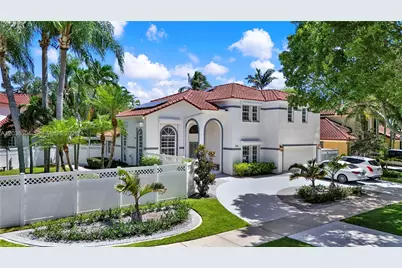 8940 SW 160th St, Palmetto Bay, FL 33157 - Photo 2