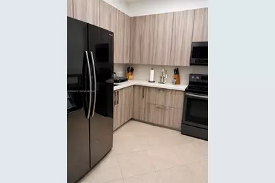 10395 SW 67th Ave, Pinecrest, FL 33156 - Photo 14