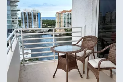 888 Intracoastal Dr #15E, Fort Lauderdale, FL 33304 - Photo 2