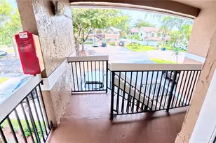 11576 NW 42nd St, Coral Springs, FL 33065 - Photo 8