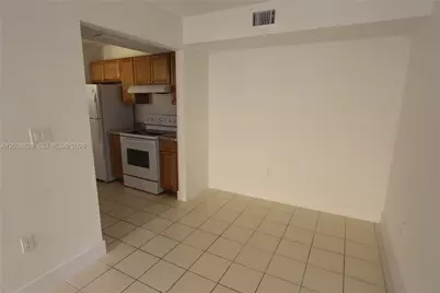 650 NW 114th Ave #202, Sweetwater, FL 33172 - Photo 8