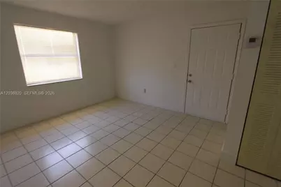 650 NW 114th Ave #202, Sweetwater, FL 33172 - Photo 4