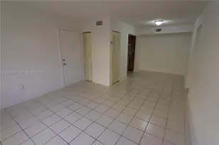 650 NW 114th Ave, Sweetwater, FL 33172 - Photo 6