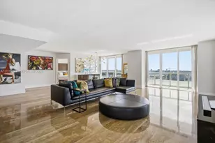50 Biscayne Blvd, Miami, FL 33132 - Photo 2