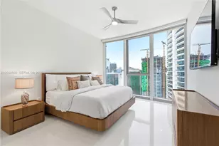 300 Biscayne Blvd Way, Miami, FL 33131 - Photo 8