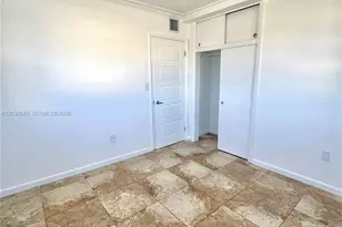 1020 SW 7th St, Miami, FL 33130 - Photo 10