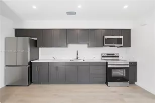 1861 NW 27th St, Miami, FL 33142 - Photo 10