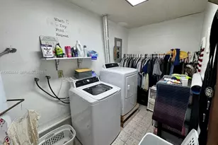 15940 NW 37th Pl, Miami Gardens, FL 33054 - Photo 12