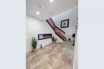 8275 NW 186th St #801, Hialeah, FL 33015 - Photo 28