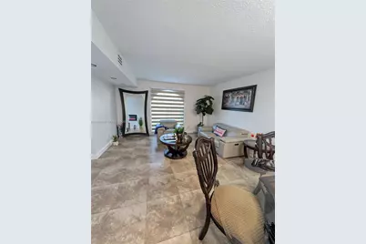8275 NW 186th St #801, Hialeah, FL 33015 - Photo 32