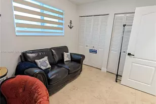 8275 NW 186th St, Hialeah, FL 33015 - Photo 14
