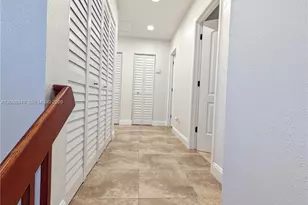 8275 NW 186th St, Hialeah, FL 33015 - Photo 18