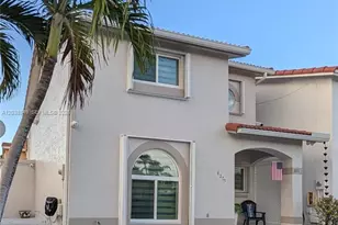 8275 NW 186th St, Hialeah, FL 33015 - Photo 2