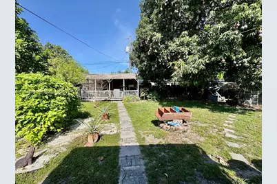 15970 NW 37th Pl, Miami Gardens, FL 33054 - Photo 16