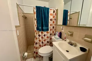 15970 NW 37th Pl, Miami Gardens, FL 33054 - Photo 14