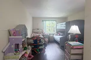 9610 NW 2nd St, Pembroke Pines, FL 33024 - Photo 20