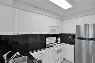 2501 S Ocean Dr, Hollywood, FL 33019 - Photo 8