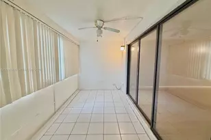 2320 S Cypress Bend Dr, Pompano Beach, FL 33069 - Photo 18