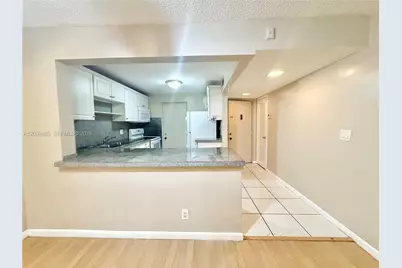2320 S Cypress Bend Dr #206, Pompano Beach, FL 33069 - Photo 6
