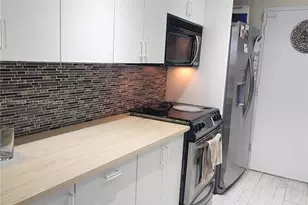 5401 Collins Ave, Miami Beach, FL 33140 - Photo 20